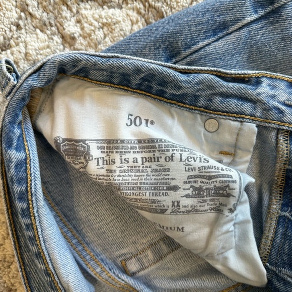 Levi’s 501s - size 29 - Picture 3 of 4